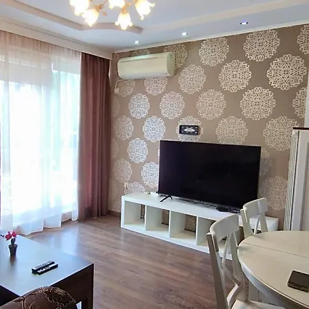 Daire Peaceful Three-bedroom In Briz, By Flat Mаnаger Varna
