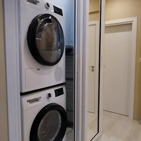 Peaceful Three-bedroom In Briz, By Flat Mаnаger Várna