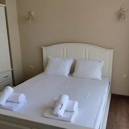 Peaceful Three-bedroom In Briz, By Flat Mаnаger Várna