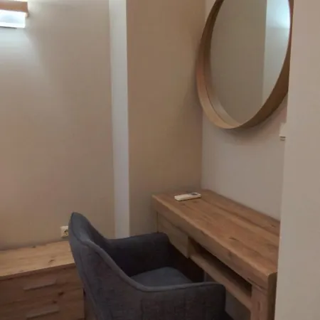 Peaceful Three-bedroom In Briz, By Flat Mаnаger Apartman *