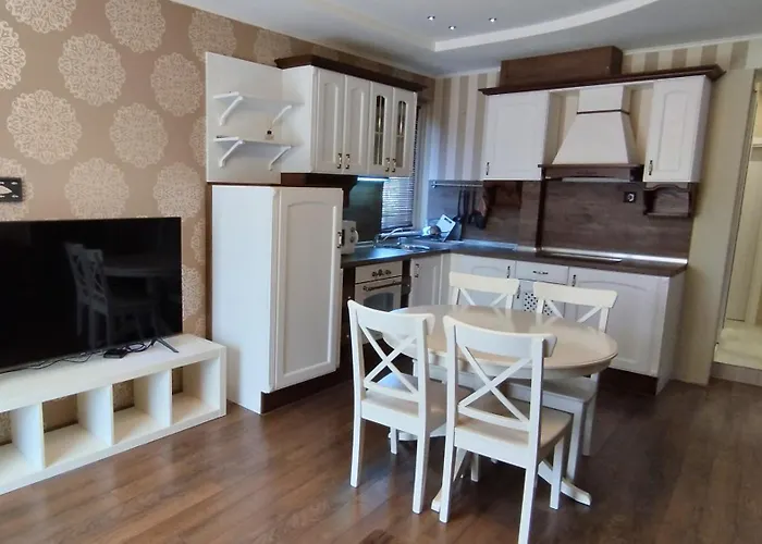 아파트 Peaceful Three-bedroom In Briz, By Flat Mаnаger *