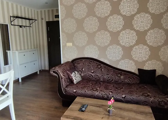 Peaceful Three-bedroom In Briz, By Flat Mаnаger * 바르나