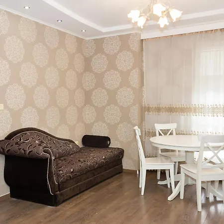 Peaceful Three-bedroom In Briz, By Flat Mаnаger Apartment Varna