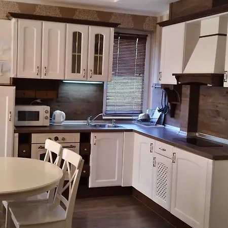 Peaceful Three-bedroom In Briz, By Flat Mаnаger *