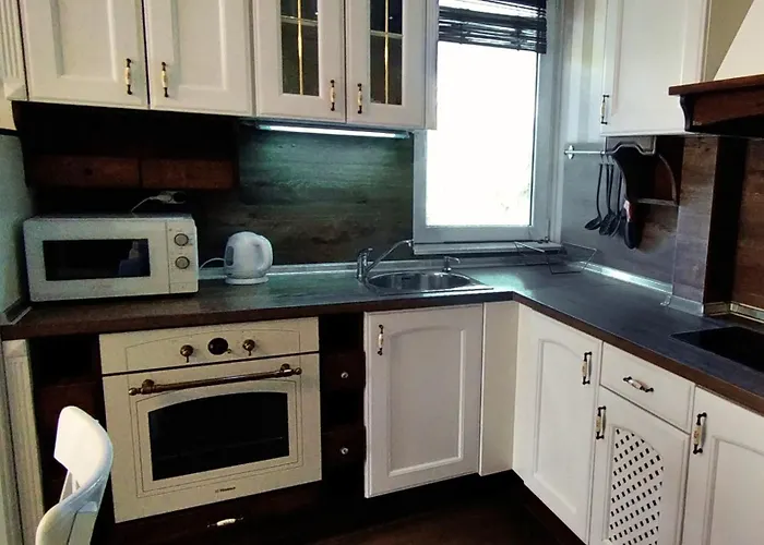 Apartment Peaceful Three-bedroom In Briz, By Flat Mаnаger *